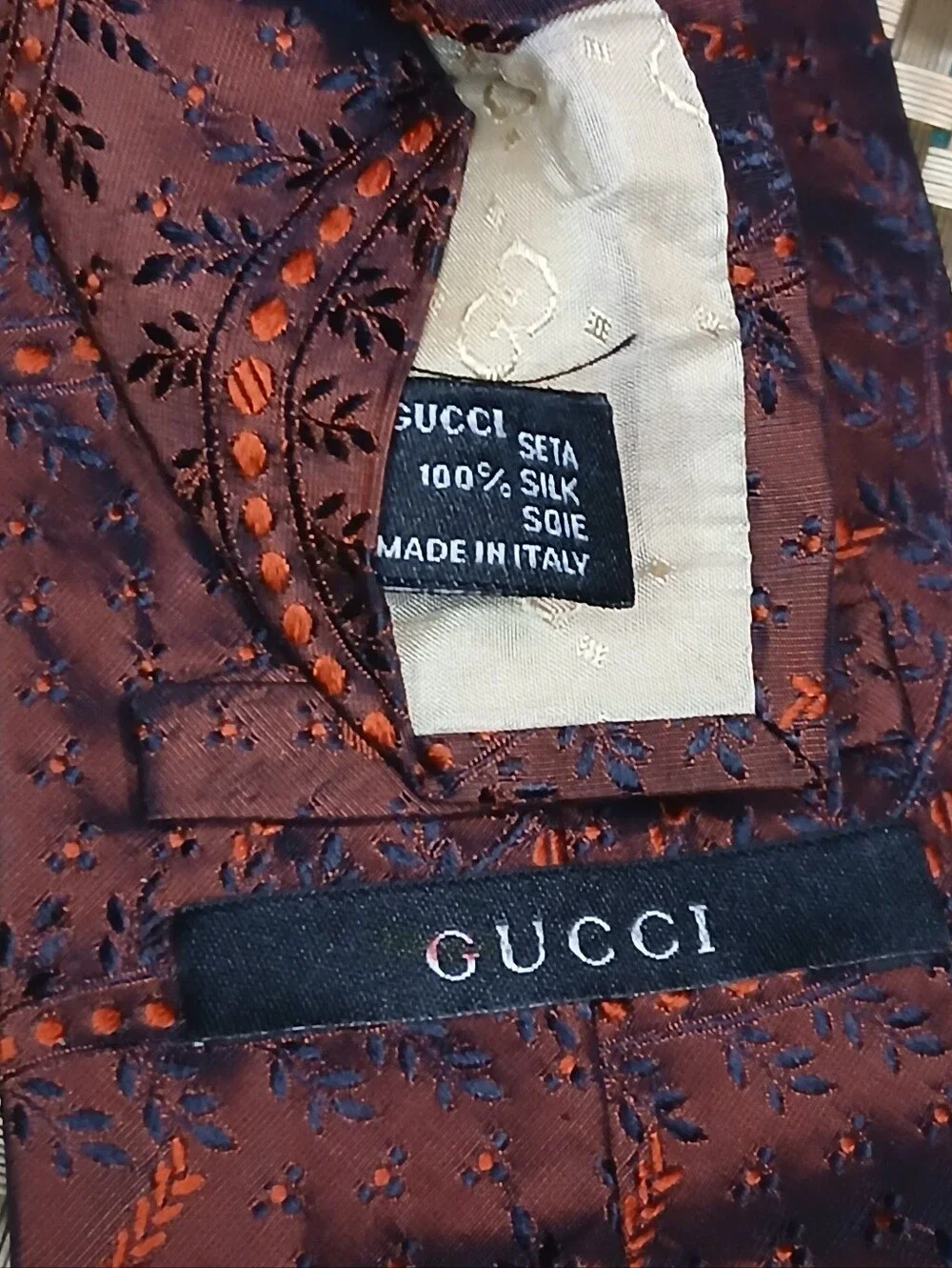 Gucci Luxury Silk Men's Burgundy and Orange Paisley Silk Tie (1185)
